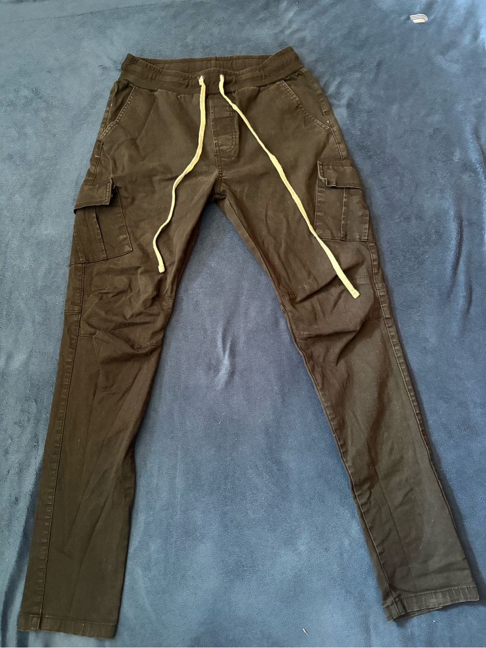 MNML Men’s Black Skinny Cargo Pants